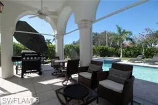 11002 W Vanderbilt Dr, Naples, FL 34108 - Photo 10