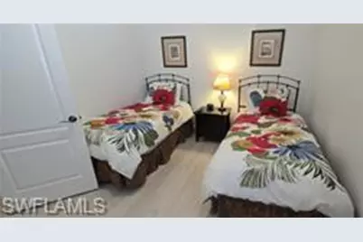 11002 W Vanderbilt Dr, Naples, FL 34108 - Photo 18