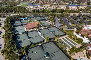 7660 Cottesmore Dr, Naples, FL 34113 - Photo 46