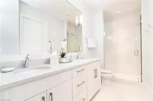 101 8th St S, Naples, FL 34102 - Photo 10