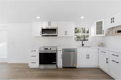 1021 April Ln, North Fort Myers, FL 33903 - Photo 34