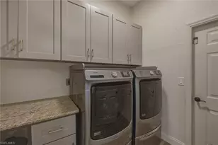 3420 Bedford Ct, Naples, FL 34112 - Photo 30