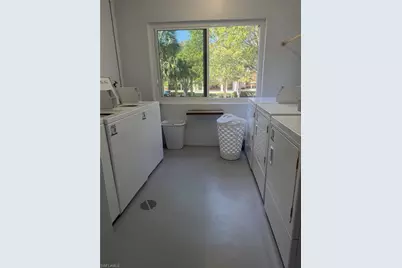 72 7th St S #108, Naples, FL 34102 - Photo 14