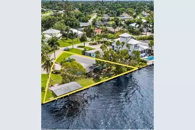4567 E Riverside Dr, Fort Myers, FL 33905 - Photo 12
