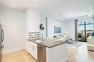 101 8th St S, Naples, FL 34102 - Photo 4