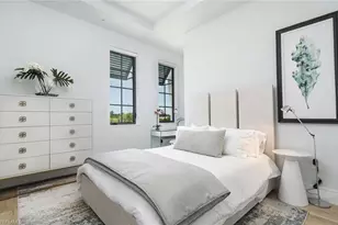 101 8th St S, Naples, FL 34102 - Photo 6