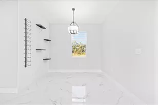 25 Diplomat Pkwy E, Cape Coral, FL 33909 - Photo 8