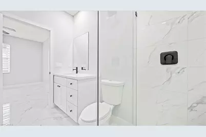 25 Diplomat Pkwy E, Cape Coral, FL 33909 - Photo 10