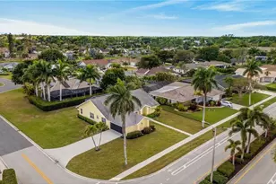 390 St Andrews Blvd, Naples, FL 34113 - Photo 32