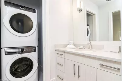 101 8th St S #308, Naples, FL 34102 - Photo 8