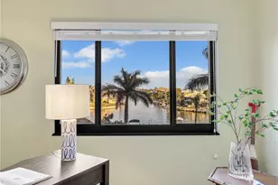 11030 Gulf Shore Dr, Naples, FL 34108 - Photo 18