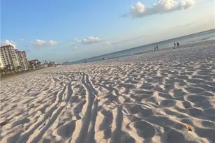 11030 Gulf Shore Dr, Naples, FL 34108 - Photo 34