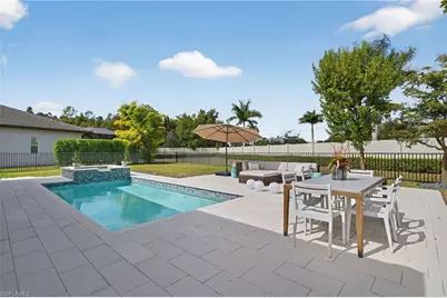 3778 Sapphire Cove Cir, Naples, FL 34114 - Photo 8