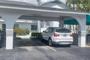 121 Gabriel Cir, Naples, FL 34104 - Photo 1