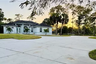 3960 1st Ave NW, Naples, FL 34119 - Photo 2