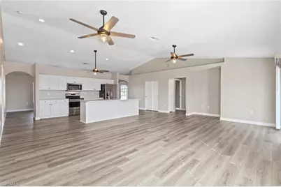 101 NW 18th Ave, Cape Coral, FL 33993 - Photo 12