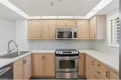 1604 Spoonbill Ln #1604-B, Naples, FL 34105 - Photo 10