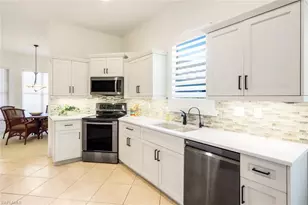 6078 Highwood Park Ct, Naples, FL 34110 - Photo 10