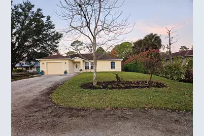 521 18th St SE, Naples, FL 34117 - Photo 2