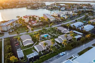 791 W Elkcam Cir, Marco Island, FL 34145 - Photo 22