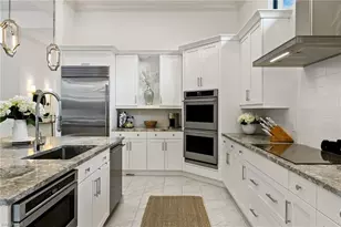 7509 Lantana Cir, Naples, FL 34119 - Photo 6