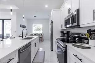 1005 NE 9th Terrace, Cape Coral, FL 33909 - Photo 8