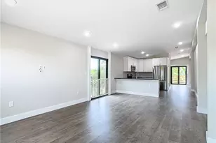 2505 Storter Ave, Naples, FL 34112 - Photo 4