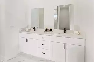 2220 NE 9th Pl, Cape Coral, FL 33909 - Photo 12