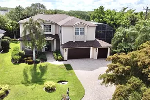 2855 Coach House Way, Naples, FL 34105 - Photo 2