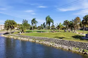 300 Forest Lakes Blvd, Naples, FL 34105 - Photo 24