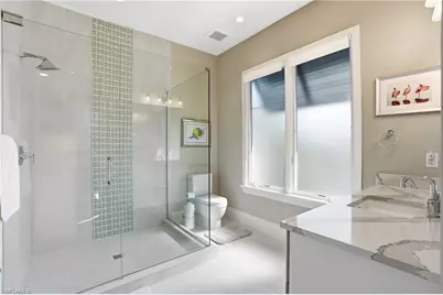 725 Harbour Dr, Naples, FL 34103 - Photo 30