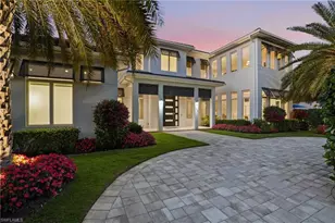 725 Harbour Dr, Naples, FL 34103 - Photo 4