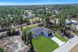 828 Genoa Ave S, Lehigh Acres, FL 33974 - Photo 32