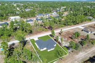 828 Genoa Ave S, Lehigh Acres, FL 33974 - Photo 34