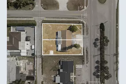 4375 Golden Gate Pkwy, Naples, FL 34116 - Photo 6