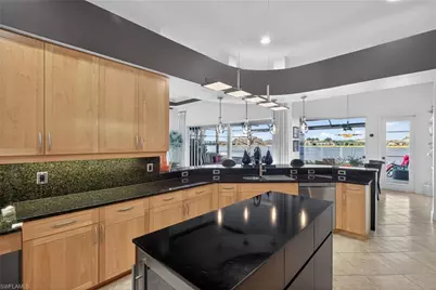 12095 Wicklow Ln, Naples, FL 34120 - Photo 10