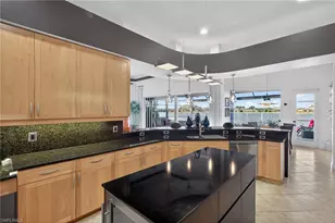 12095 Wicklow Ln, Naples, FL 34120 - Photo 10