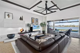 12095 Wicklow Ln, Naples, FL 34120 - Photo 4