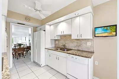 4022 Belair Ln #2, Naples, FL 34103 - Photo 10