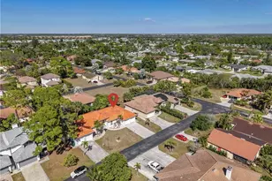 11258 San Sebastian Ln, Bonita Springs, FL 34135 - Photo 2