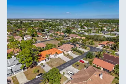 11258 San Sebastian Ln, Bonita Springs, FL 34135 - Photo 30