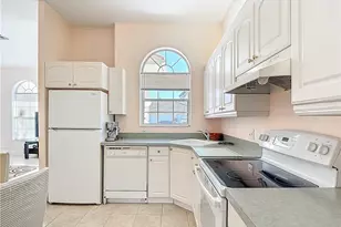 11258 San Sebastian Ln, Bonita Springs, FL 34135 - Photo 6