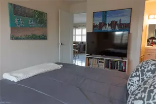 550 Broad Ave S, Naples, FL 34102 - Photo 18