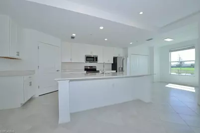 5434 Double Eagle Cir #2614, Naples, FL 34142 - Photo 4