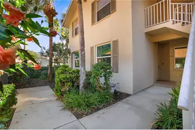 305 Robin Hood Cir #101, Naples, FL 34104 - Photo 2