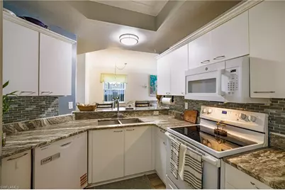 305 Robin Hood Cir #101, Naples, FL 34104 - Photo 6