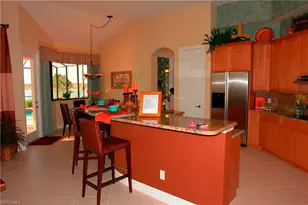 10142 Avalon Lake Cir, Fort Myers, FL 33913 - Photo 8