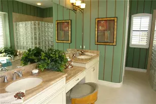 10142 Avalon Lake Cir, Fort Myers, FL 33913 - Photo 14