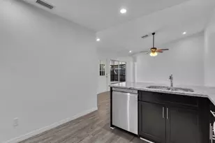 5620 Foxlake Dr, North Fort Myers, FL 33917 - Photo 10