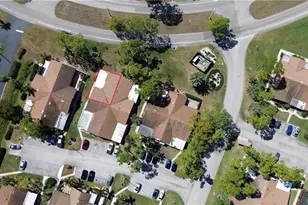 5620 Foxlake Dr, North Fort Myers, FL 33917 - Photo 32